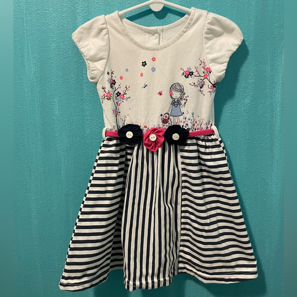 Bambini girl’s short sleeve dress size medium ( 5T)